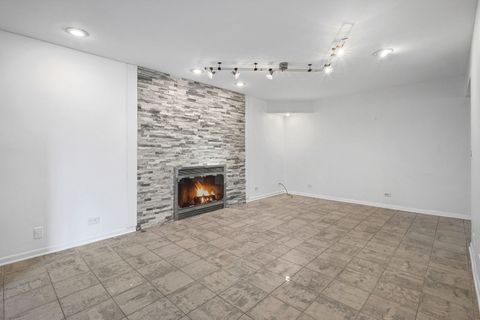 Tiny photo for 1100 Hidden Lake Drive, Buffalo Grove, IL 60089 (MLS # 12602504)