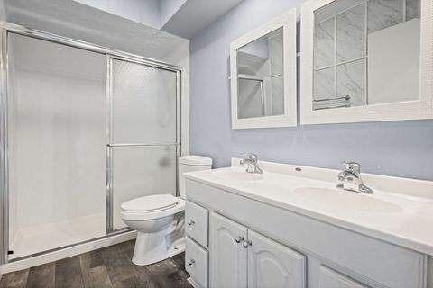 Tiny photo for 1100 Hidden Lake Drive, Buffalo Grove, IL 60089 (MLS # 12602504)