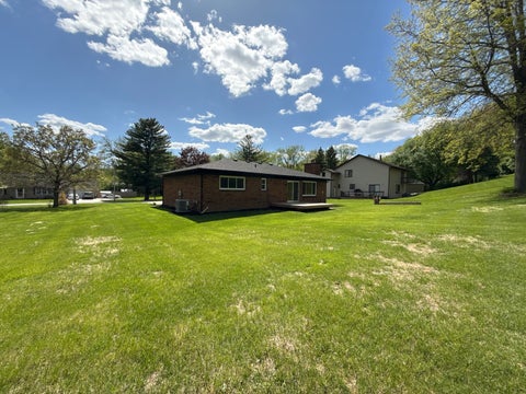 Tiny photo for 4065 Pinebrook Lane, Bettendorf, IA 52722 (MLS # 12748132)
