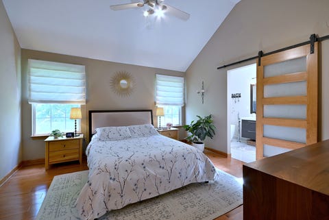 Tiny photo for 635 Burdette Avenue, Glendale Heights, IL 60139 (MLS # 12716849)