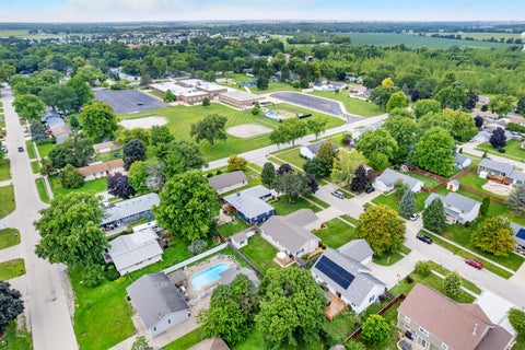 Tiny photo for 606 E Edgelawn Drive, Plano, IL 60545 (MLS # 12726987)