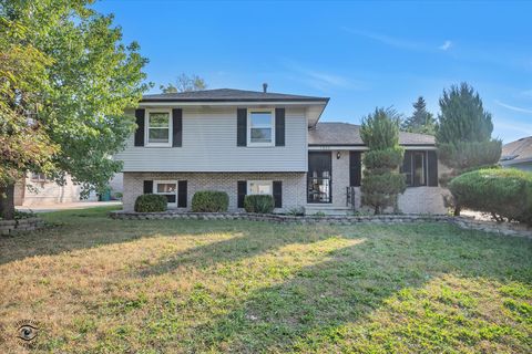 Photo of 1804 Maserati Drive, Joliet, IL 60435 (MLS # 12487838)