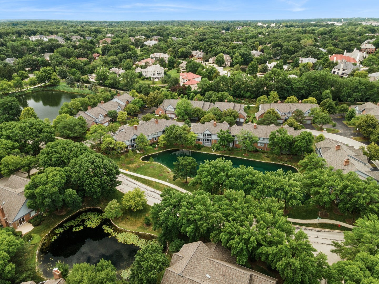 21 STONEHENGE Court