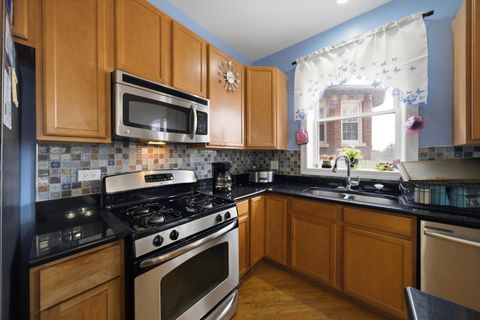 Tiny photo for 25 N Menard Avenue #2S, Chicago, IL 60644 (MLS # 12631271)