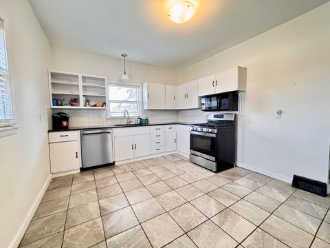 Tiny photo for 706 S Hennepin Avenue, Dixon, IL 61021 (MLS # 12604554)