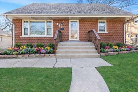 Tiny photo for 432 Winston Lane, Chicago Heights, IL 60411 (MLS # 12605919)