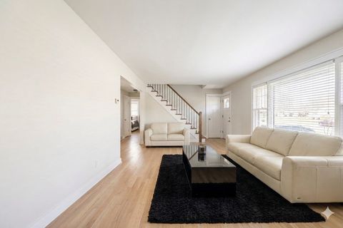 Tiny photo for 432 Winston Lane, Chicago Heights, IL 60411 (MLS # 12605919)