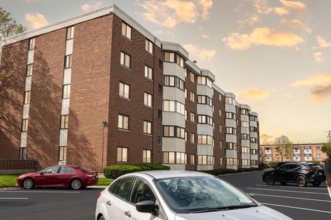 Tiny photo for 5500 Lincoln Avenue #510-E, Morton Grove, IL 60053 (MLS # 12615444)