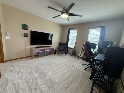 Tiny photo for 2420 Glenford Drive, Aurora, IL 60502 (MLS # 12491796)