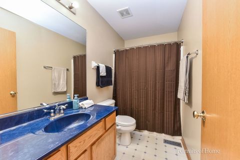 Tiny photo for 2420 Glenford Drive, Aurora, IL 60502 (MLS # 12491796)
