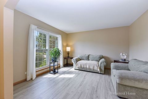 Tiny photo for 2420 Glenford Drive, Aurora, IL 60502 (MLS # 12491796)