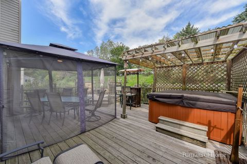 Tiny photo for 2420 Glenford Drive, Aurora, IL 60502 (MLS # 12491796)