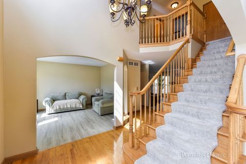 Tiny photo for 2420 Glenford Drive, Aurora, IL 60502 (MLS # 12491796)