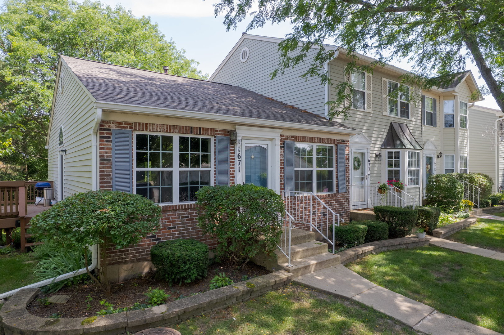 1671 Washington Court