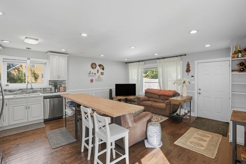 Tiny photo for 6712 S Evans Avenue, Chicago, IL 60637 (MLS # 12582418)