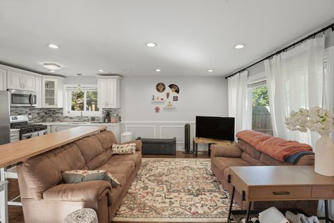 Tiny photo for 6712 S Evans Avenue, Chicago, IL 60637 (MLS # 12582418)