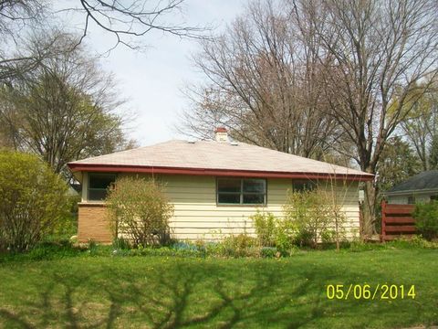 A home in ROLLING MEADOWS