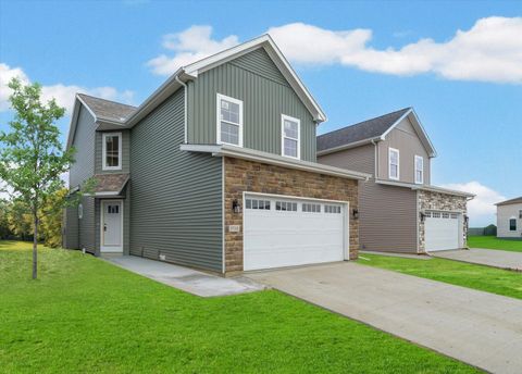 Photo of 3710 Lighthouse Pointe Point, Champaign, IL 61822 (MLS # 12629139)