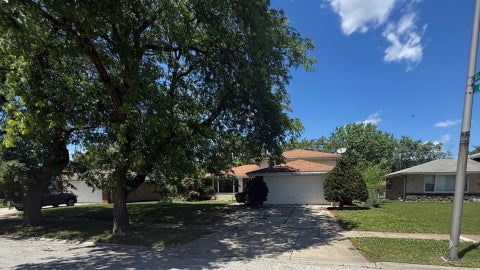 Tiny photo for 942 E 168th Street, South Holland, IL 60473 (MLS # 12757937)