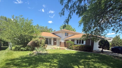 Photo of 942 E 168th Street, South Holland, IL 60473 (MLS # 12757937)