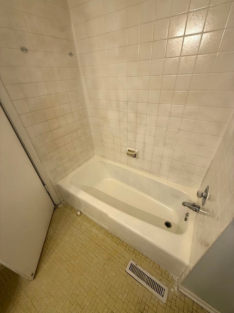 Tiny photo for 942 E 168th Street, South Holland, IL 60473 (MLS # 12757937)
