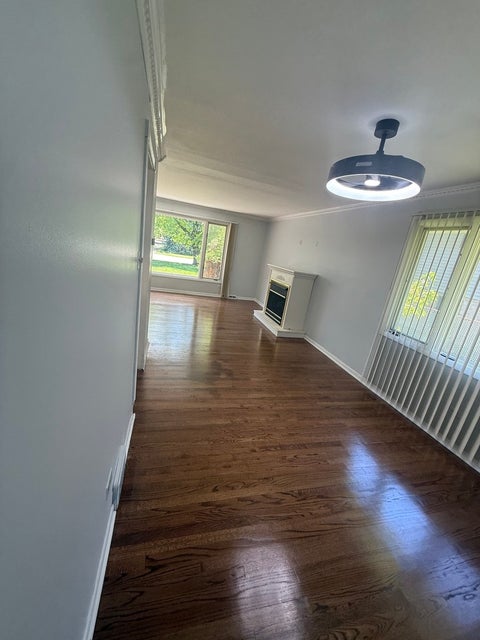 Tiny photo for 942 E 168th Street, South Holland, IL 60473 (MLS # 12757937)