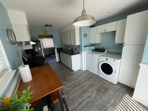 Tiny photo for 813 Valley Stream Drive #D, Wheeling, IL 60090 (MLS # 12603970)