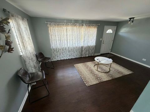 Tiny photo for 813 Valley Stream Drive #D, Wheeling, IL 60090 (MLS # 12603970)