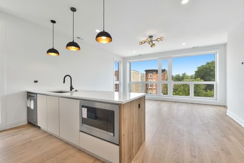 Tiny photo for 2147 W Adams Street #2N, Chicago, IL 60612 (MLS # 12518276)