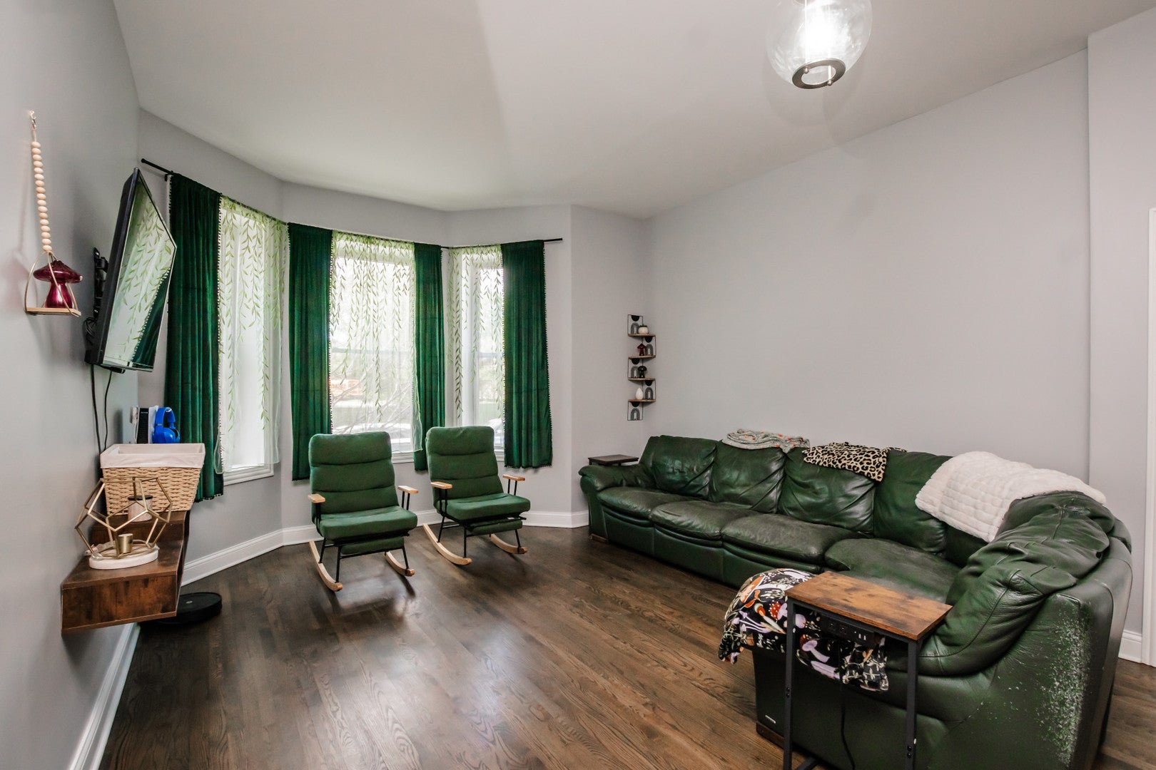 735 E 50th Street 2