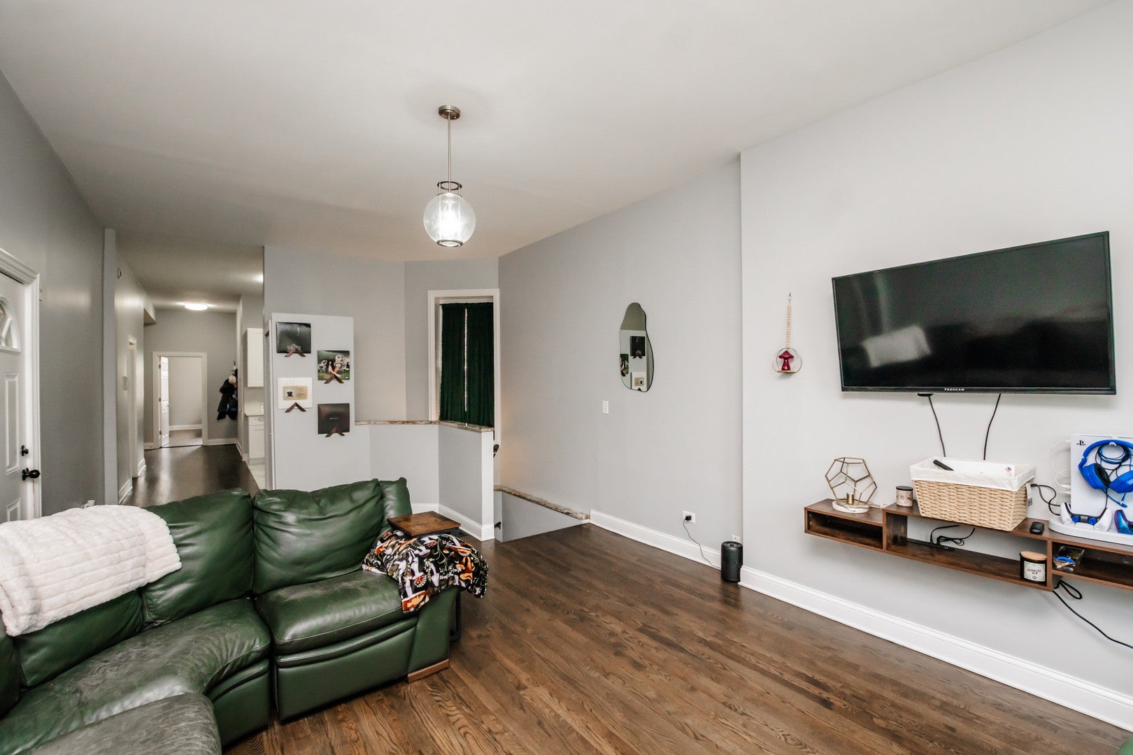 735 E 50th Street 2