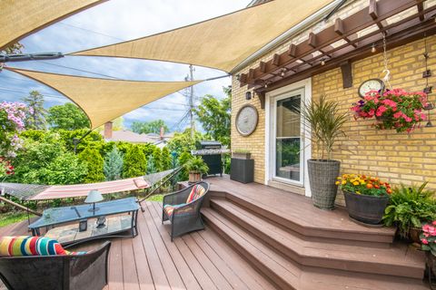 Tiny photo for 9244 Newcastle Avenue, Morton Grove, IL 60053 (MLS # 12434287)