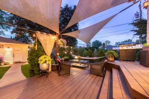 Tiny photo for 9244 Newcastle Avenue, Morton Grove, IL 60053 (MLS # 12434287)