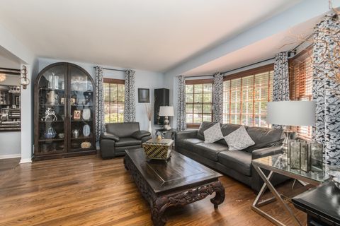 Tiny photo for 9244 Newcastle Avenue, Morton Grove, IL 60053 (MLS # 12434287)