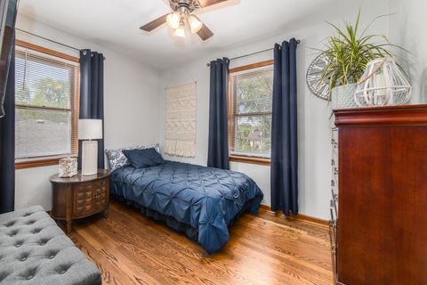 Tiny photo for 9244 Newcastle Avenue, Morton Grove, IL 60053 (MLS # 12434287)