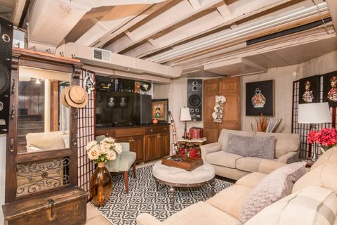 Tiny photo for 9244 Newcastle Avenue, Morton Grove, IL 60053 (MLS # 12434287)