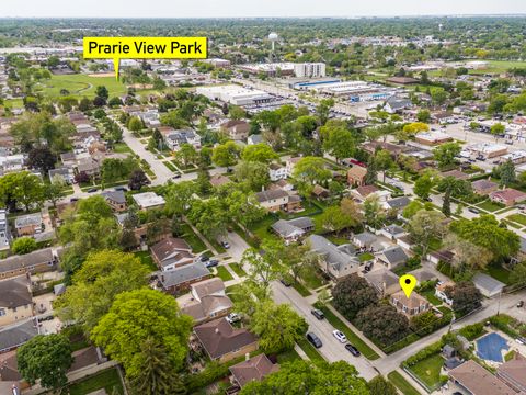 Tiny photo for 9244 Newcastle Avenue, Morton Grove, IL 60053 (MLS # 12434287)