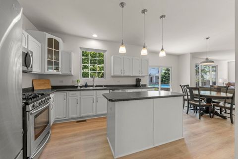 Tiny photo for 1523 Schumacher Drive W, Bolingbrook, IL 60490 (MLS # 12546852)