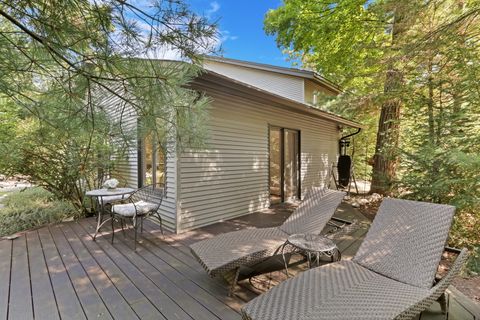 Tiny photo for 59 Cumberland Drive, Lincolnshire, IL 60069 (MLS # 12476466)