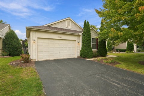 Photo of 21240 Windsor Lake Lane, Crest Hill, IL 60403 (MLS # 12771919)