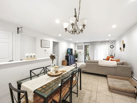 Tiny photo for 520 E Main Street #1C, Barrington, IL 60010 (MLS # 12674919)