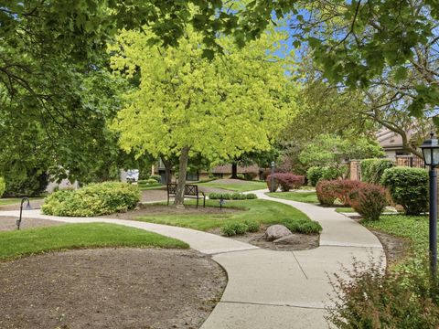 Tiny photo for 520 E Main Street #1C, Barrington, IL 60010 (MLS # 12674919)