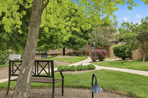 Tiny photo for 520 E Main Street #1C, Barrington, IL 60010 (MLS # 12674919)