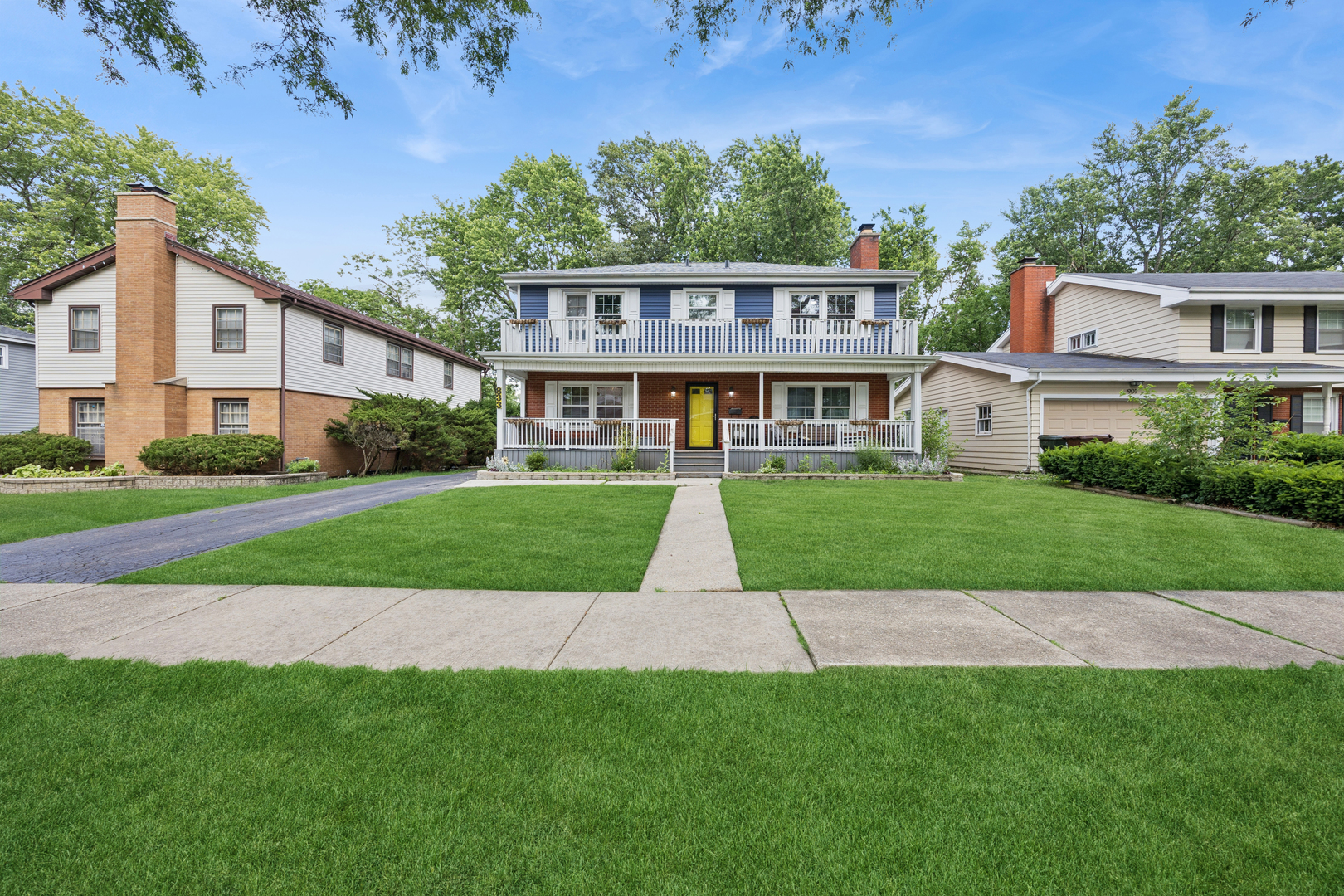 833 Elm Street