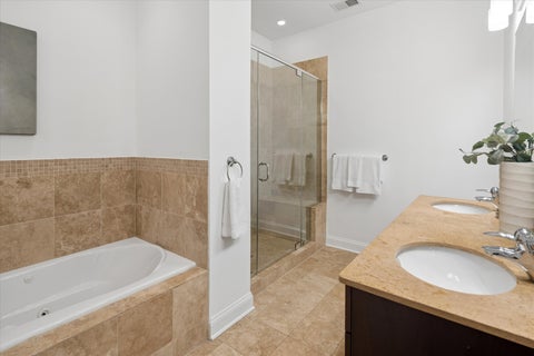 Tiny photo for 955 W Monroe Street #3B, Chicago, IL 60607 (MLS # 12777512)