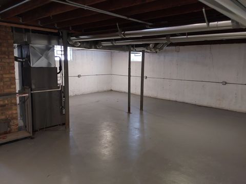 Tiny photo for 722 E Indiana Street, Wheaton, IL 60187 (MLS # 12448723)