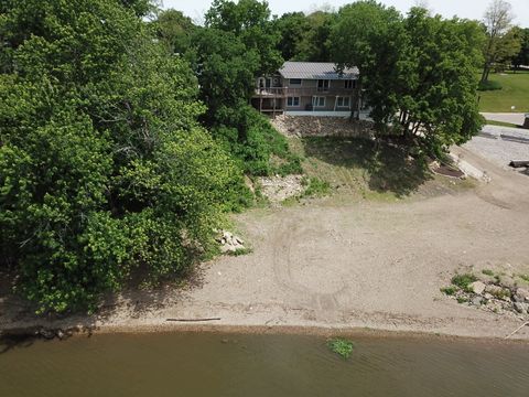 Tiny photo for 127 S Front Street, Hennepin, IL 61327 (MLS # 12408257)