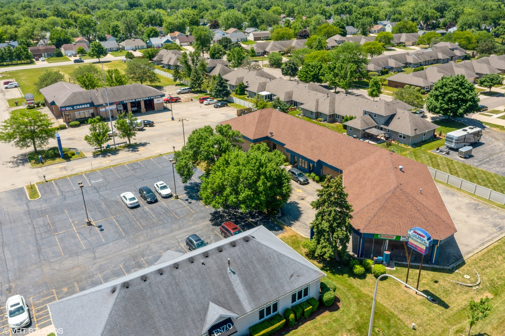 18 W Merchants Drive