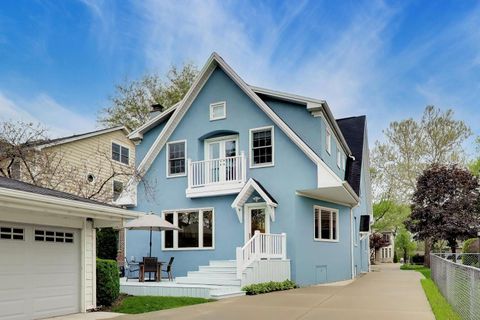 Tiny photo for 4413 Harvey Avenue, Western Springs, IL 60558 (MLS # 12631099)