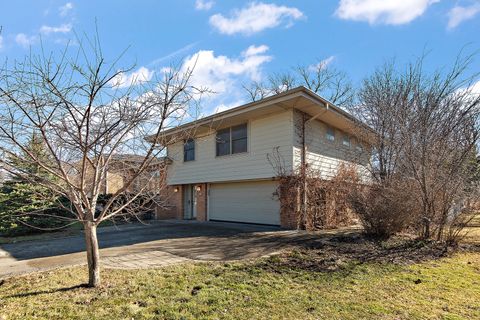 Tiny photo for 2708 Hawthorne Lane, Flossmoor, IL 60422 (MLS # 12647354)